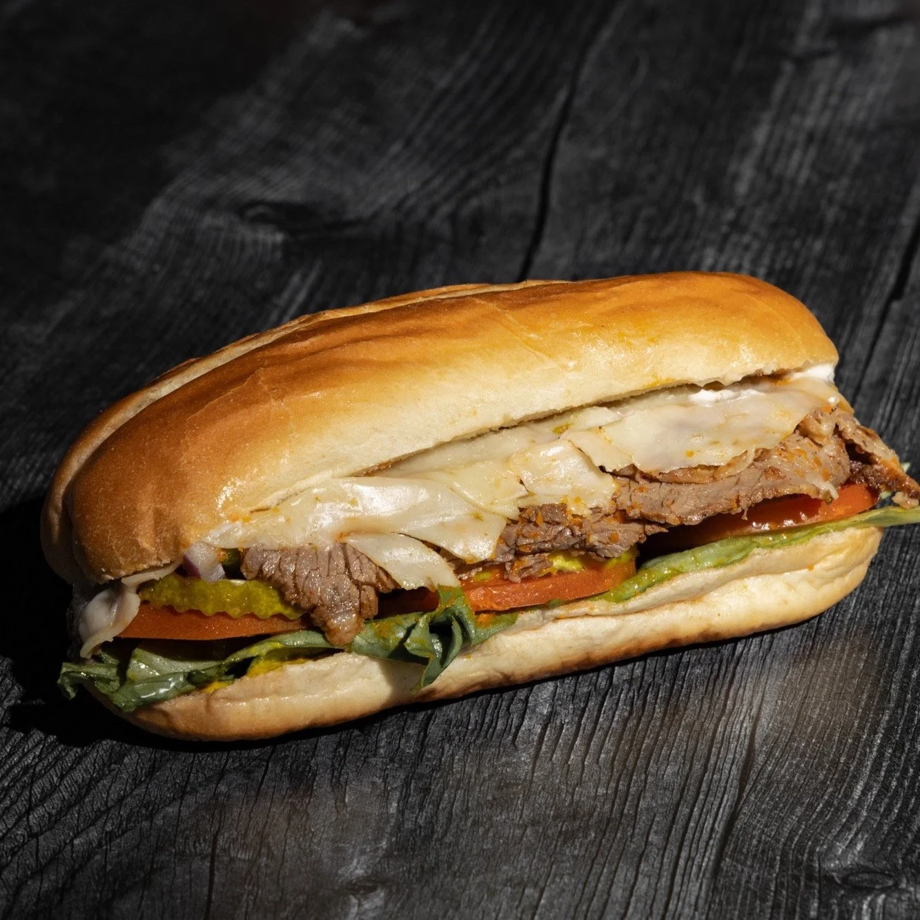 DELI HOT TRI-TIP SANDWICH