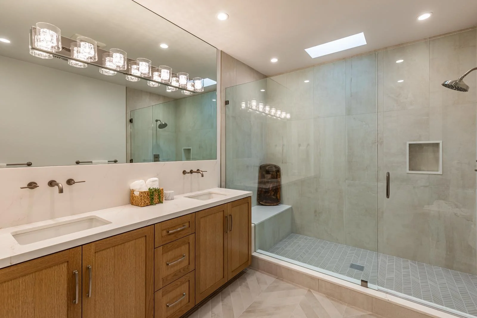 5920BonsallDrive031.jpg