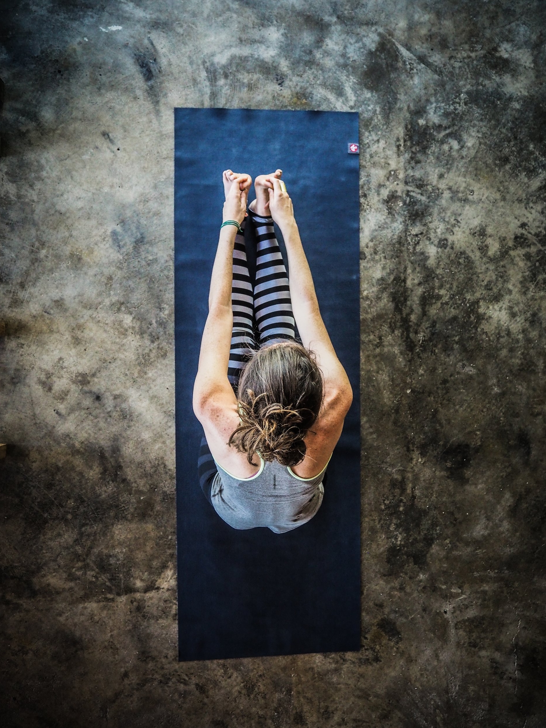Pachimotanasana.jpg