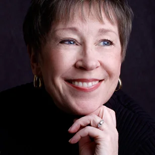 Photo Mary Ann Hart.jpg
