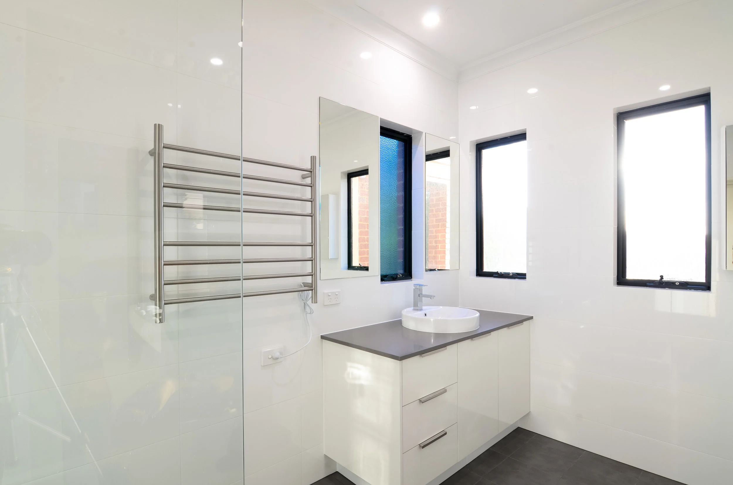 bathroom renovation perth builder