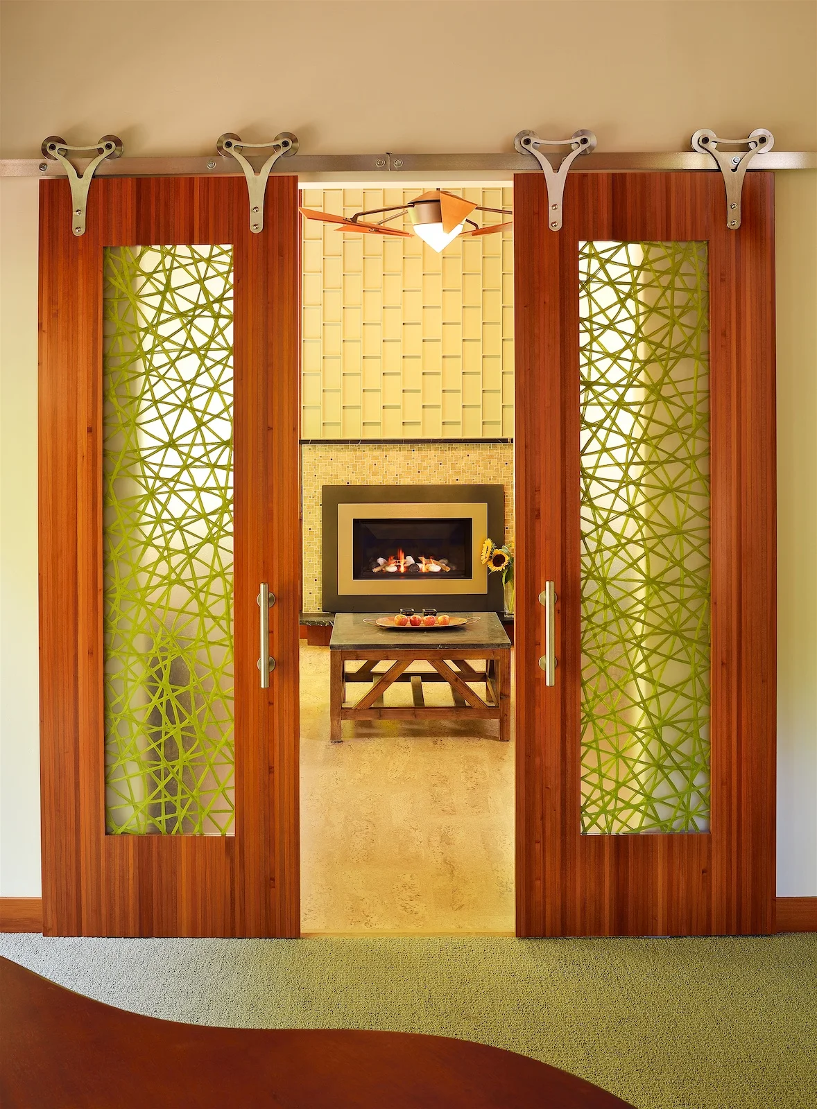custombarndoor.jpg