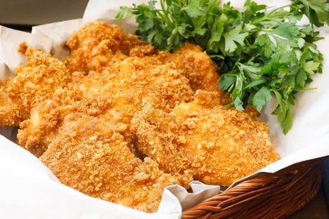 Now we have something special with this flourless fried chicken.