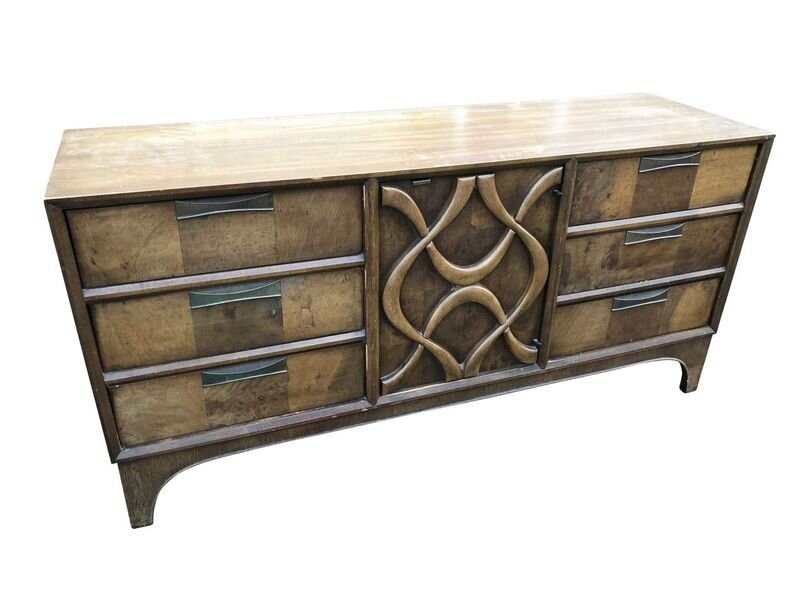 Interesting Mid Century Modern Dresser or Credenza, Sideboard 