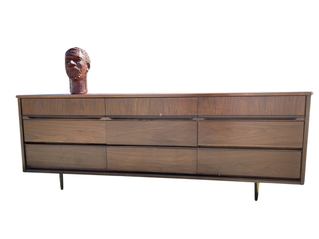 Mid Century Modern 6 Drawer Dresser With Gold Legs 