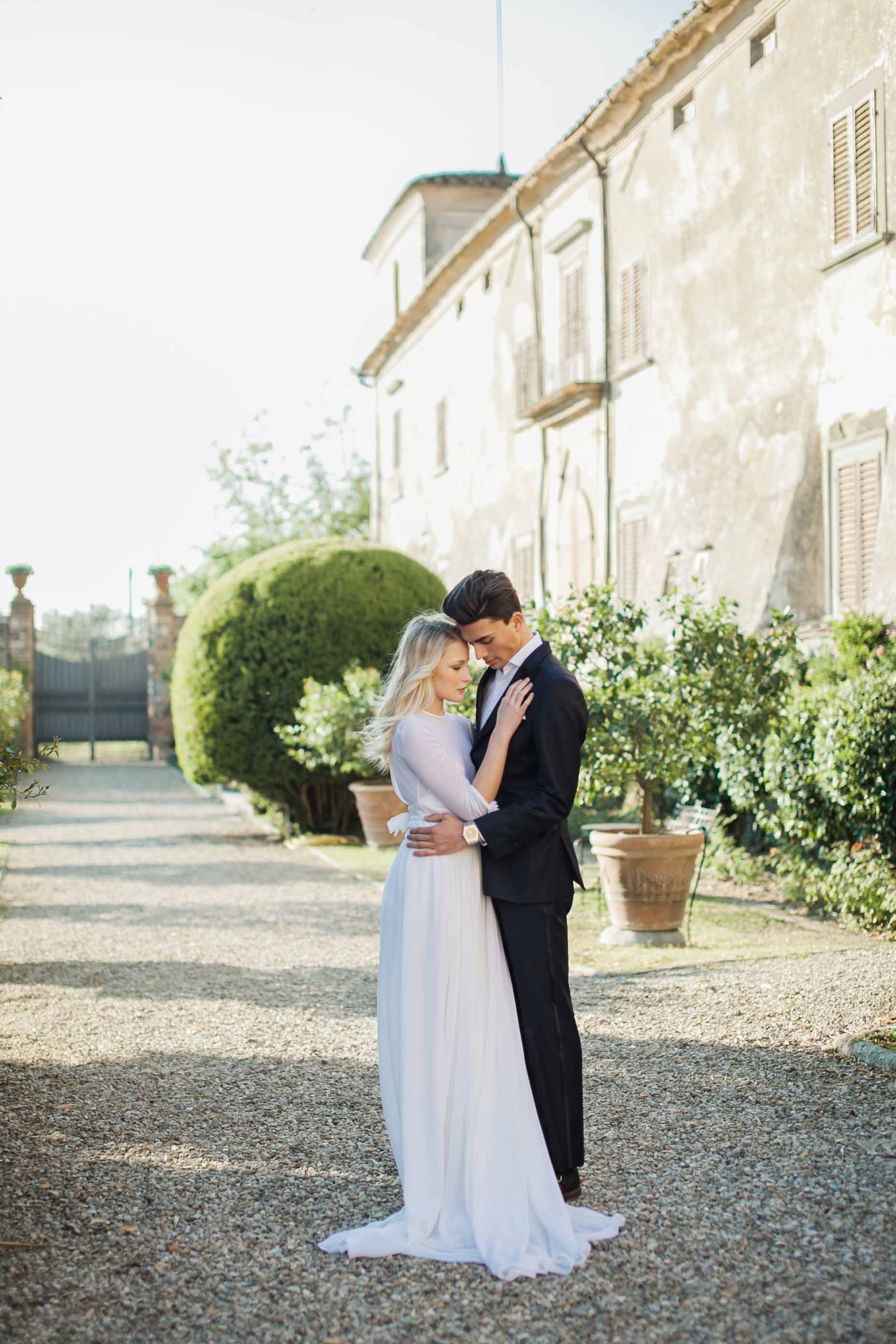 2017ItaliaVillaElopement_II-17.jpg