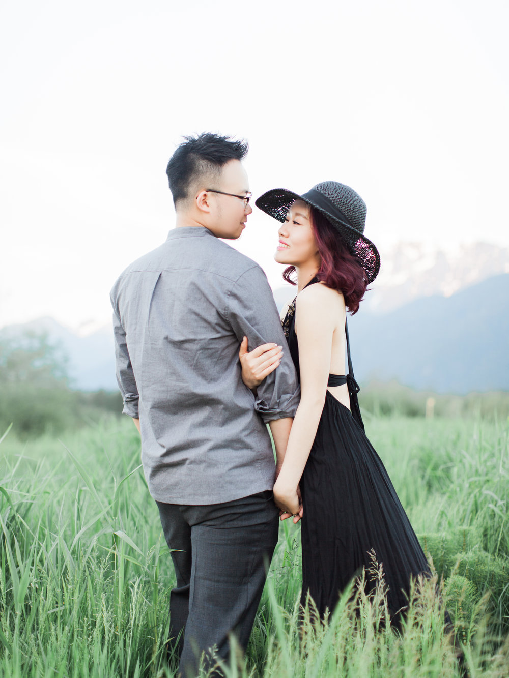 20170528Maple_Ridge_Engagement_Mary_Marco_Prewedding-43 copy.jpg