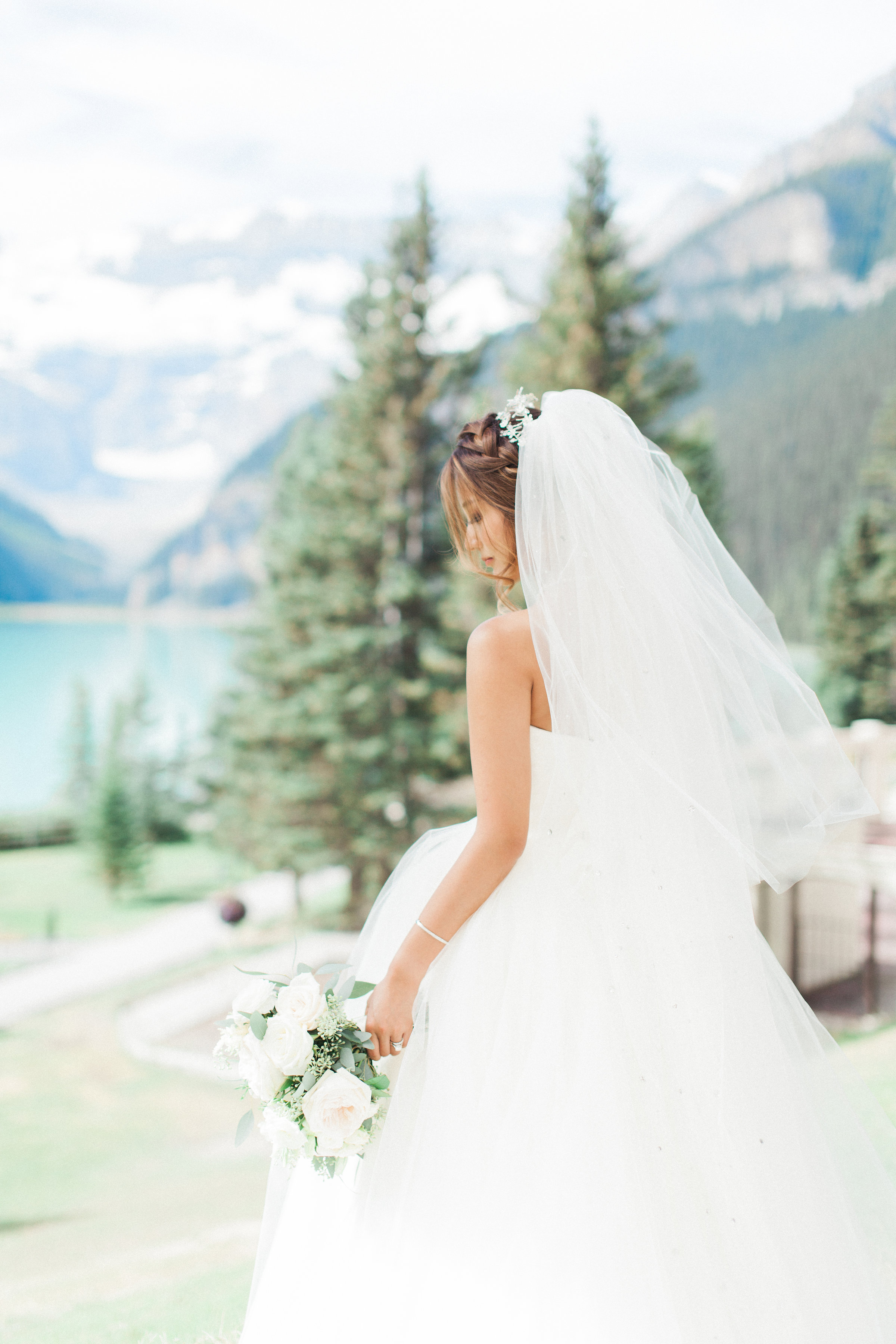 Lake_Louise_Wedding_MitchellLouisa-364.jpg