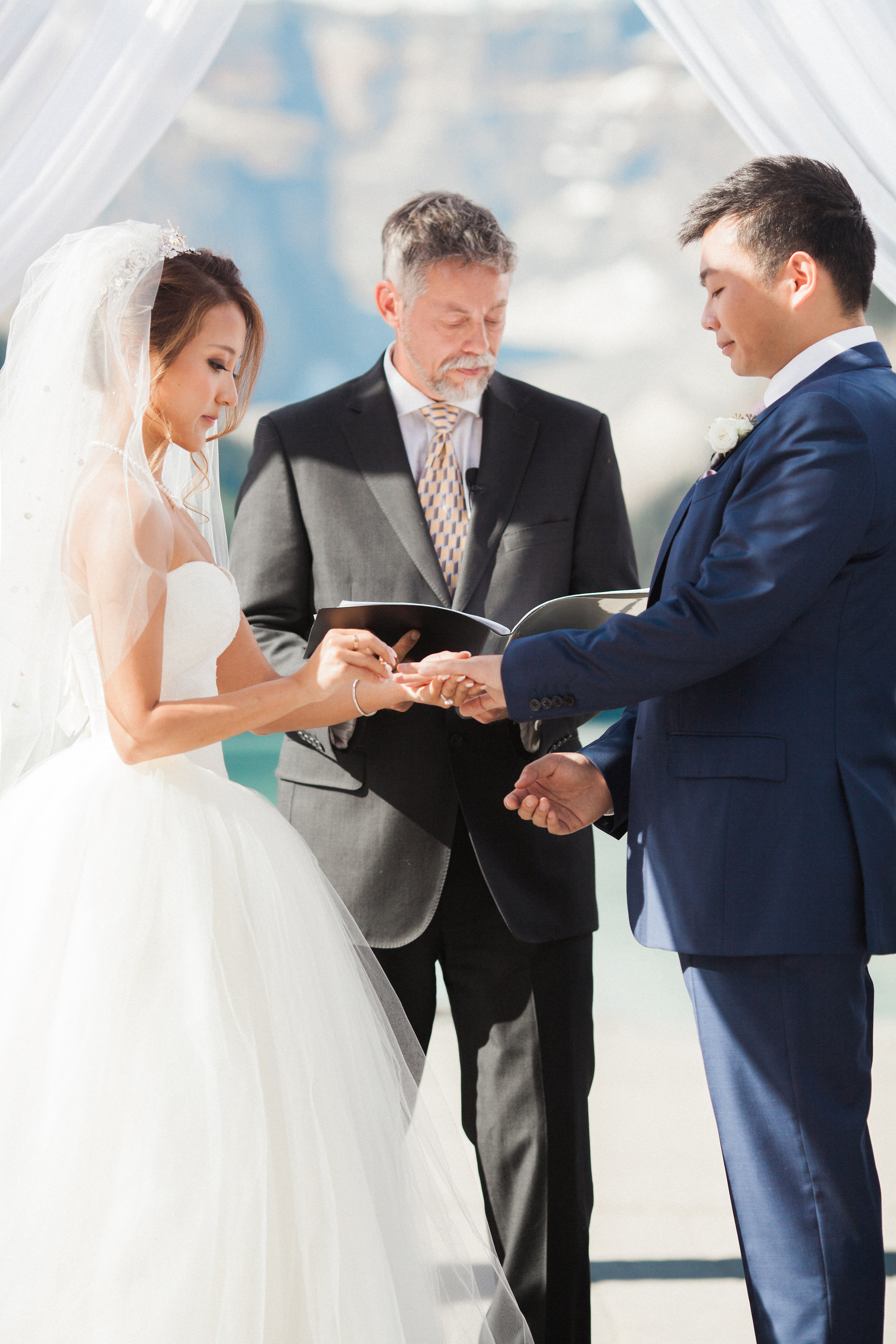 Lake_Louise_Wedding_MitchellLouisa-274.jpg