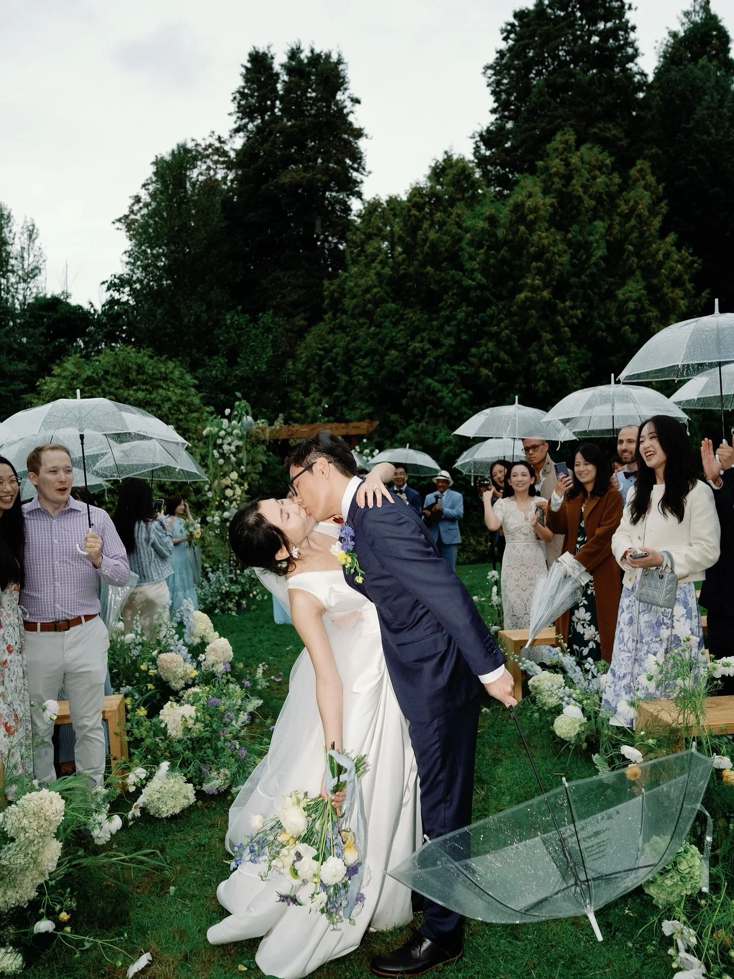 THAT feeling when you&rsquo;ve found your forever valentine&hellip;
incoming cheeseball but IYKYK.
it doesn&rsquo;t matter if you&rsquo;re laughing, dancing, wandering, or just being your silly and/or superstar selves&hellip; as long as you&rsquo;re 