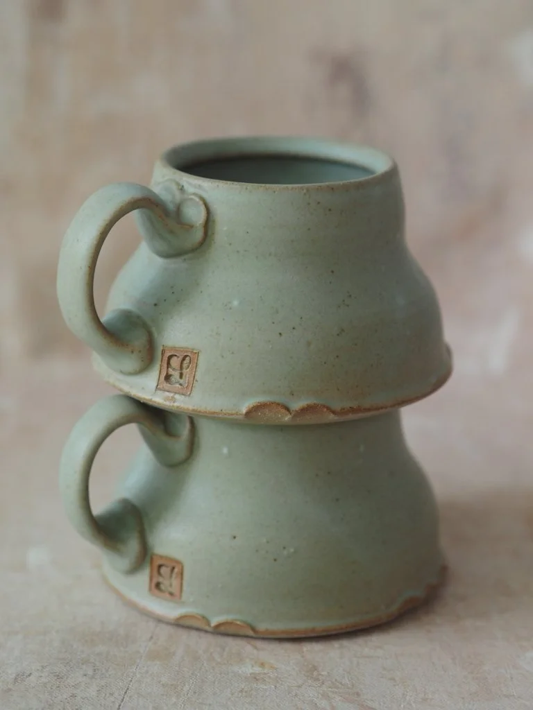 Wide Bottomed Mug in Sage