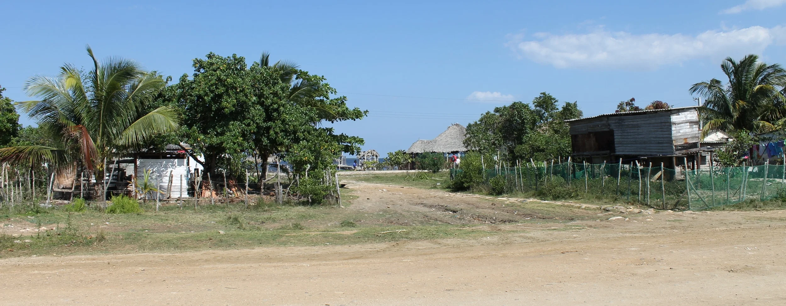 Recent constructions on stilts in Cuba. Photo by Mamed Muffak.