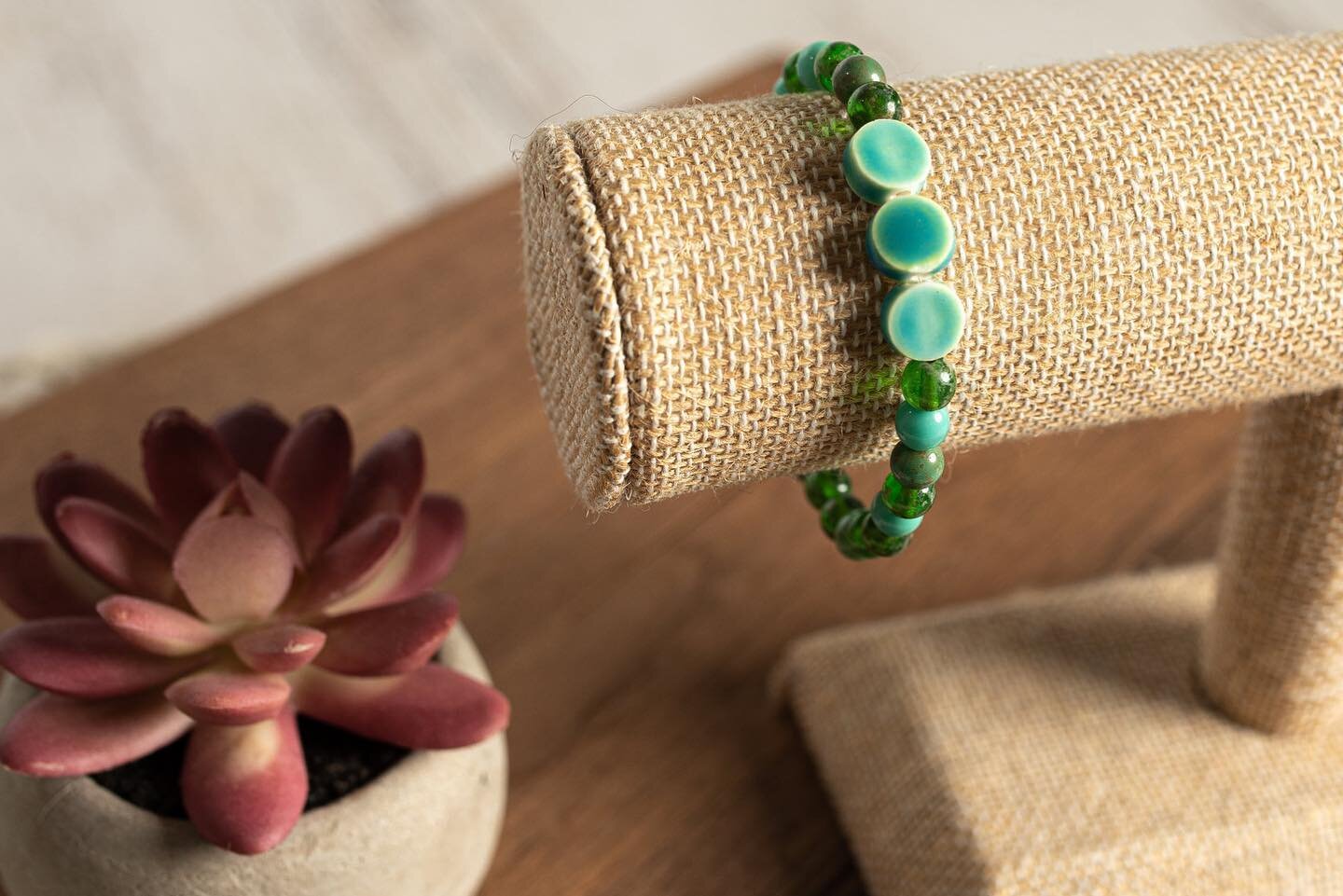 Pretty and bright, this bracelet is perfect to wear through summer.