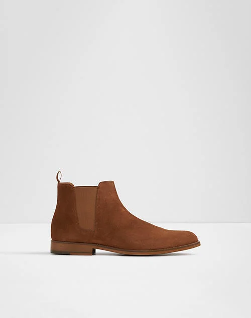   https://www.aldoshoes.com/us/en_US/men/footwear/chelsea-boots/Vianello-R-Brown/p/49992960-29  