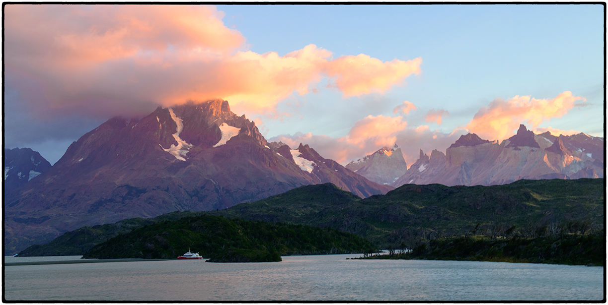 Sunrise, Gray Lake, Chile