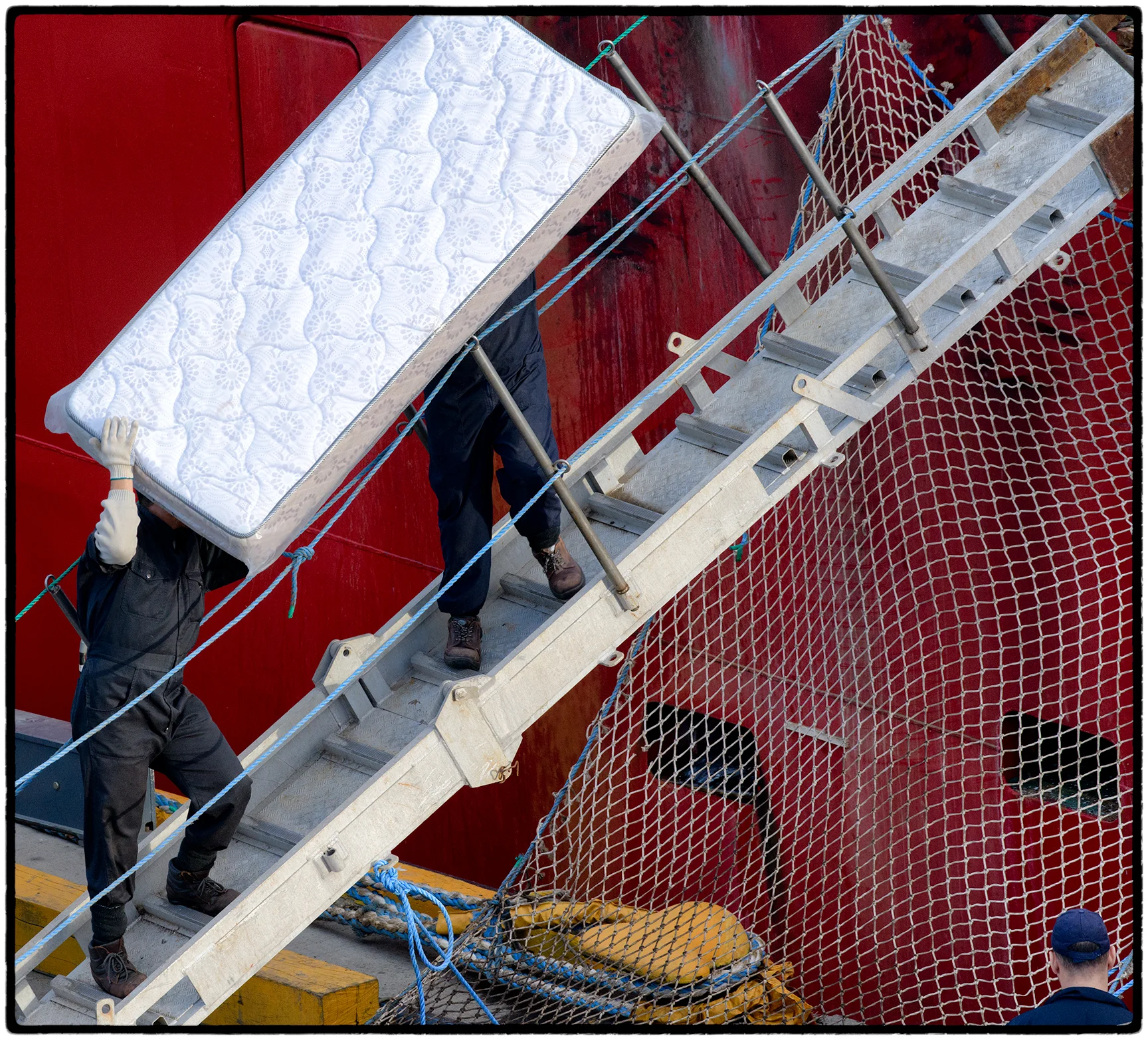 Loading Mattresses