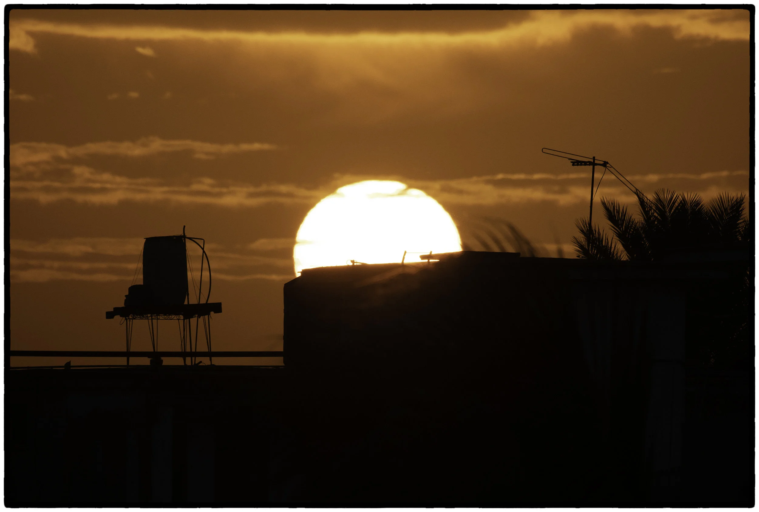 Sunrise, Havana