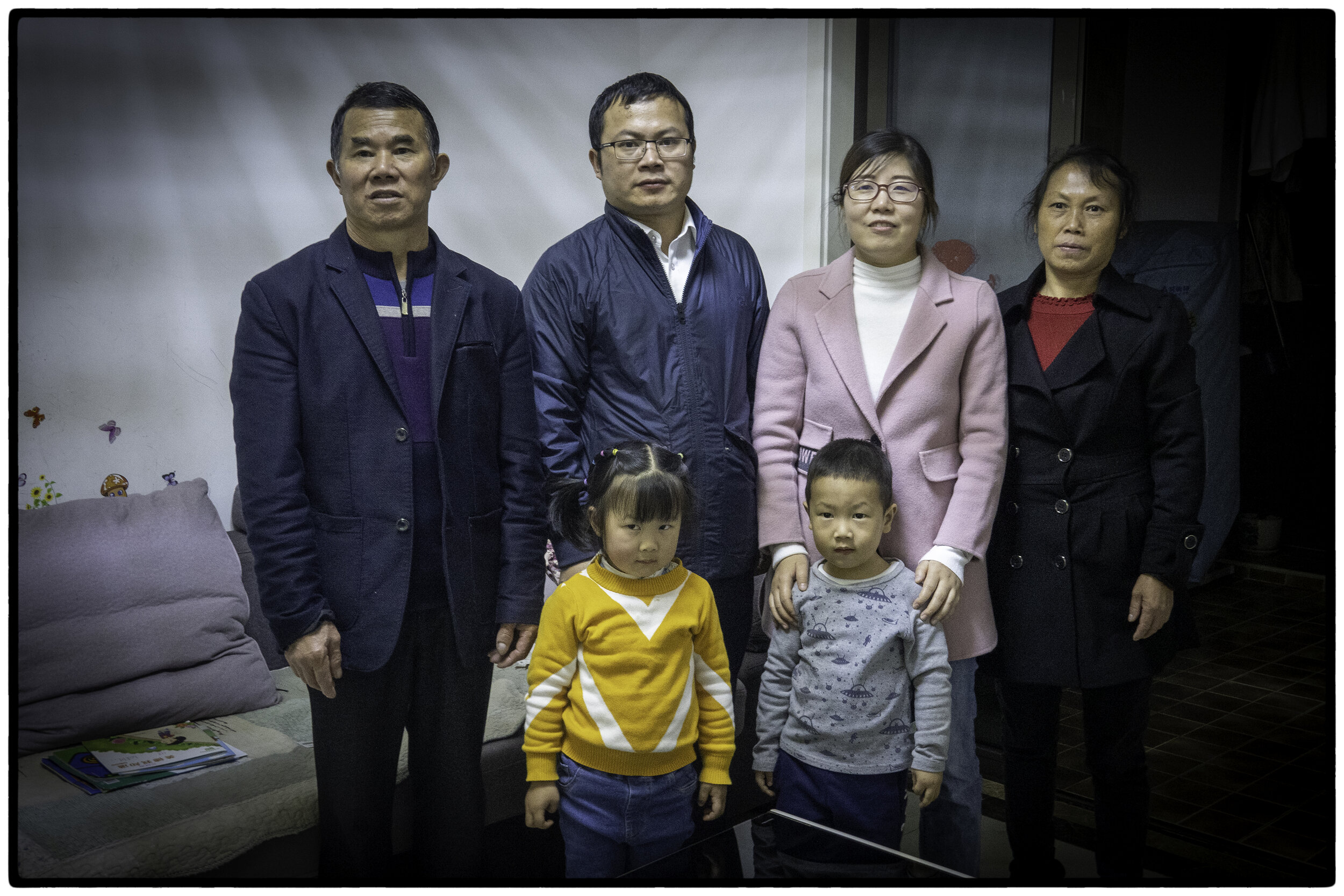 Zhong's family and his parents