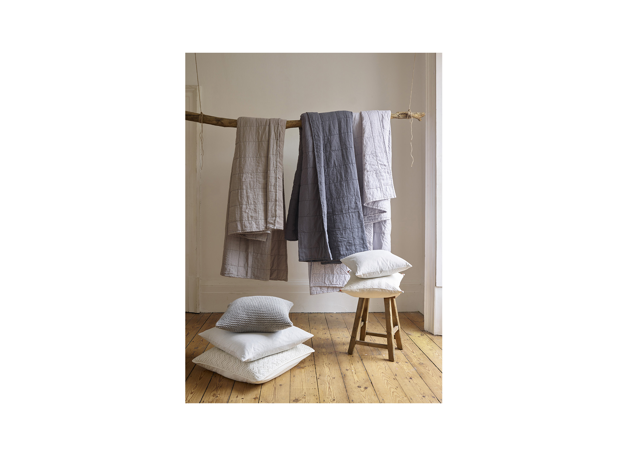 MIXEDTEXTILES_space.jpg