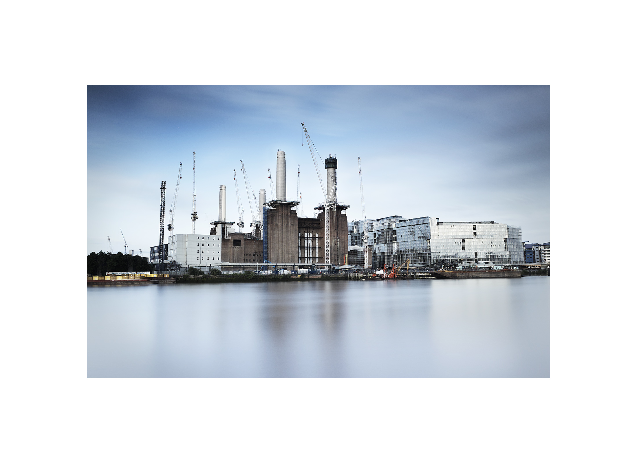 BATTERSEA_POW_STN_SQ_WH.jpg