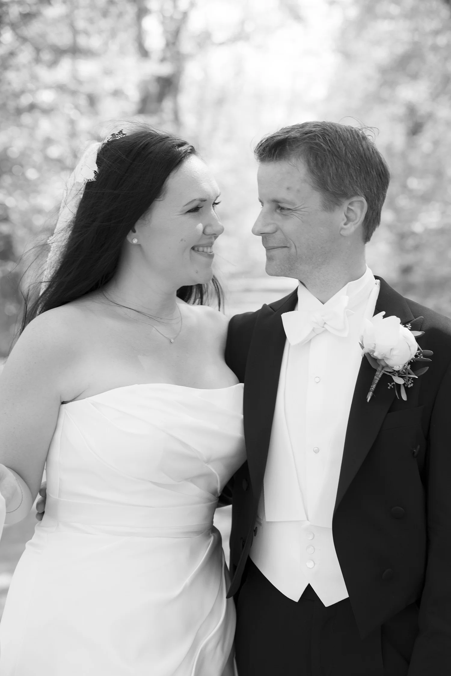 Jarefalkphotography_Mariajarefalk_Isabelle&Tomas_Bröllop_Trosa 2017_047.jpg