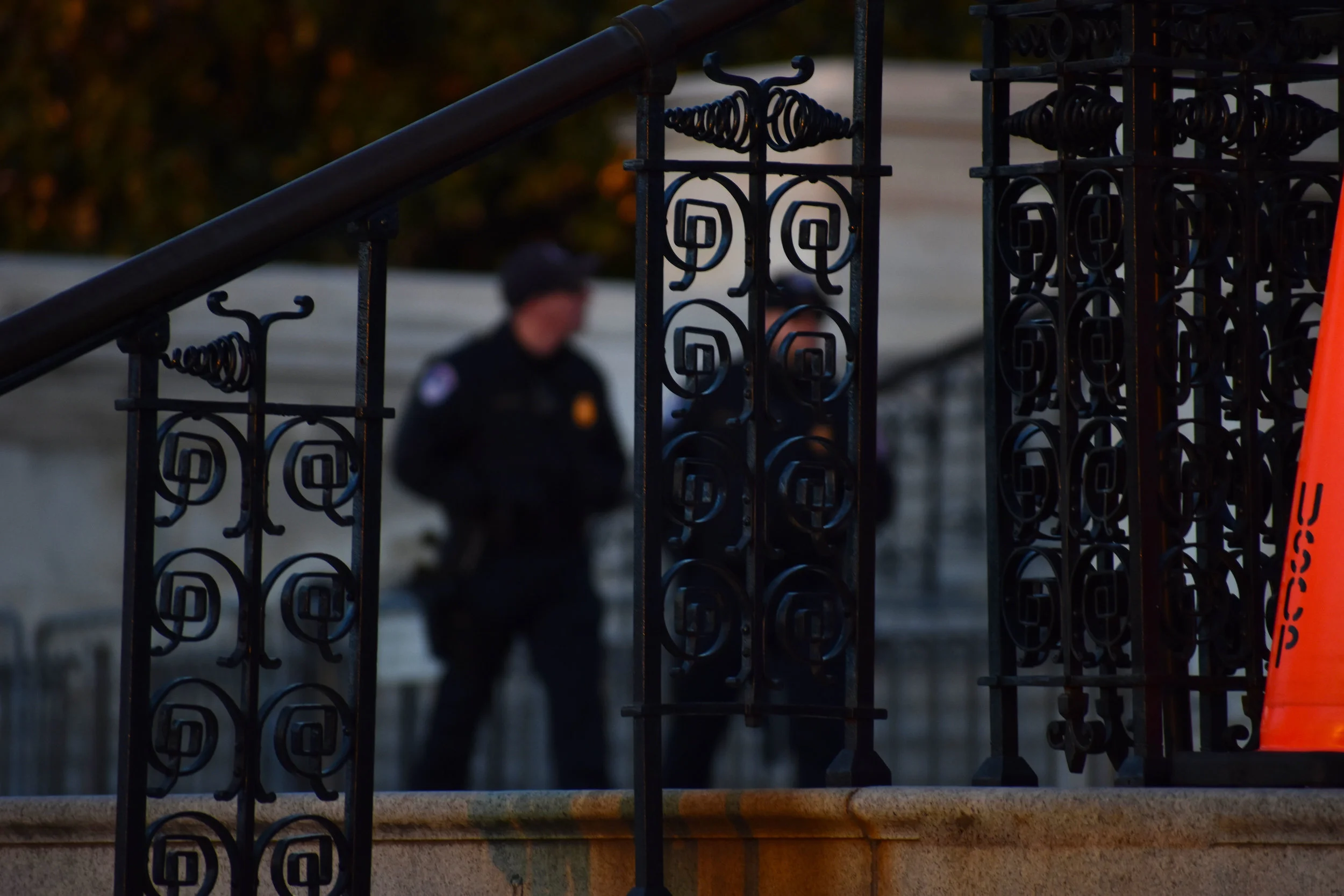 U.S. Capitol Police officers patrol the West Front of the U.S. Capitol in Washington, Jan. 25, 2018. (Lindsey Leake/American University)