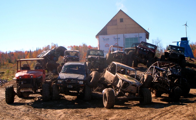 loonierun2010_groupshot_curychelseaproperty.jpg