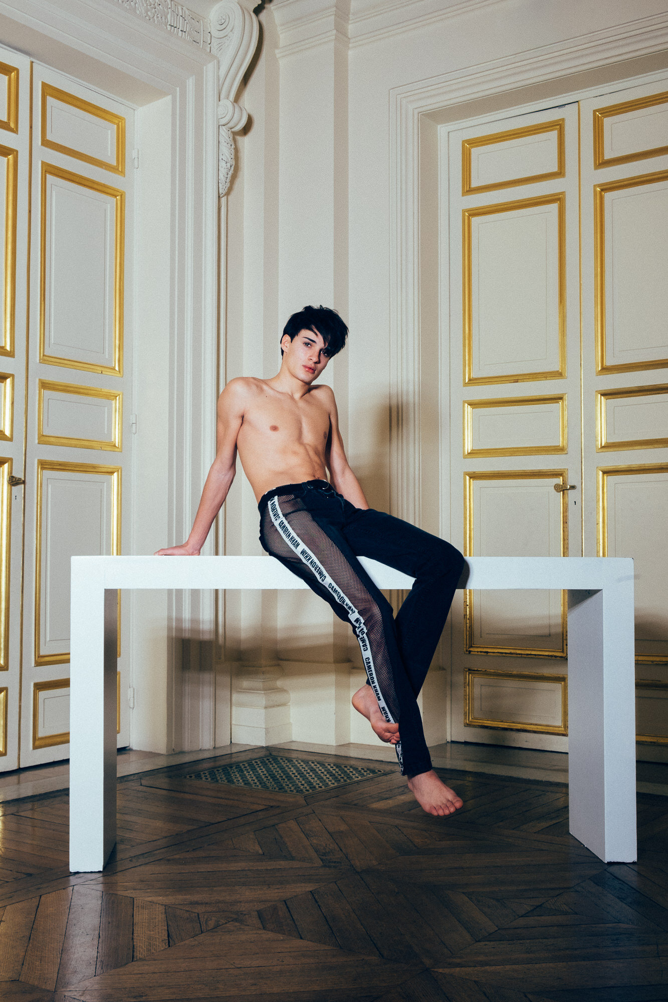 CAMERONKHAM-FW21-PALAIS-BRONGNIART-05.jpg
