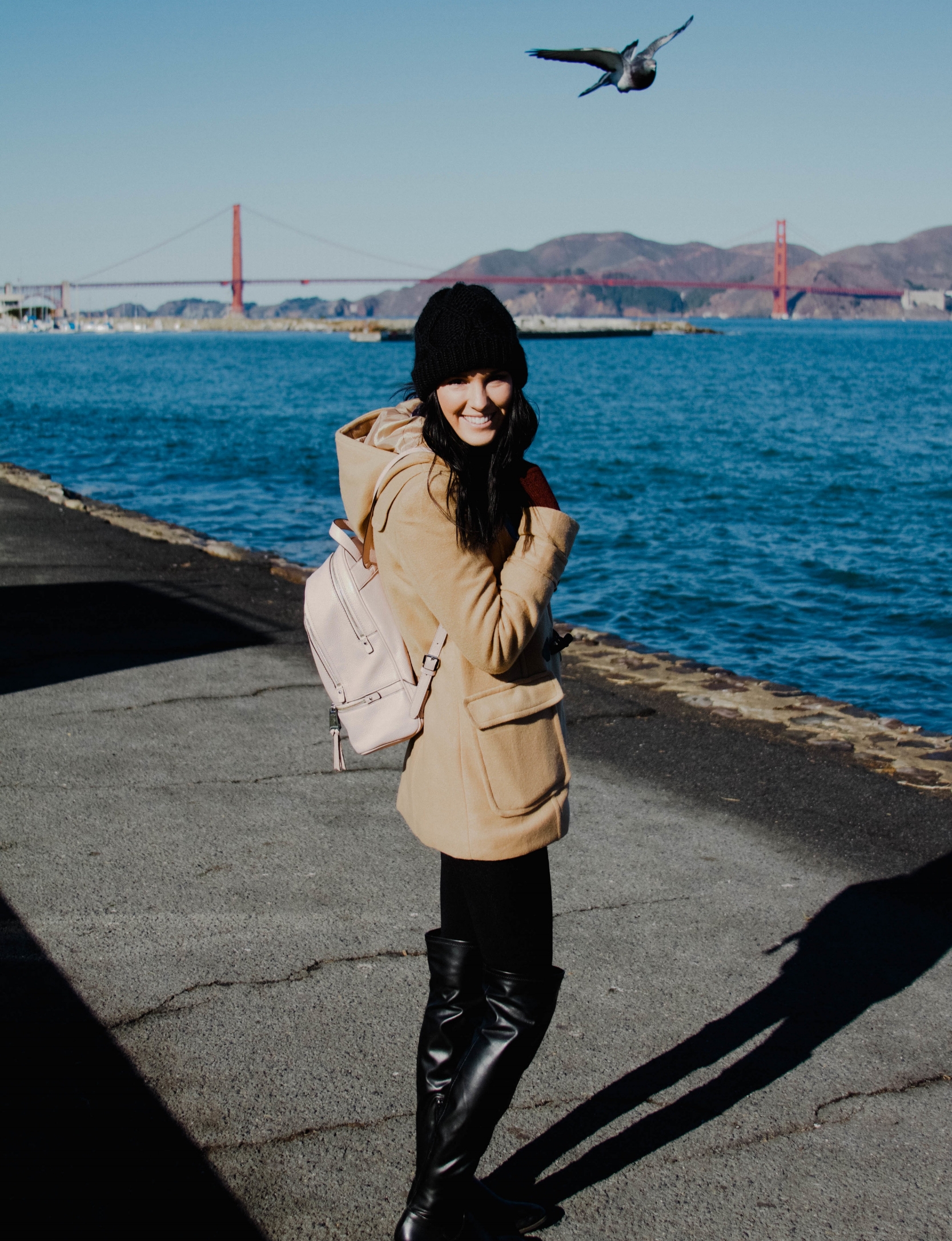 Can we just talk about how perfect that bird photobombed the picture! haha This picture I posted to give you another angle of the bag and how much it can hold. 