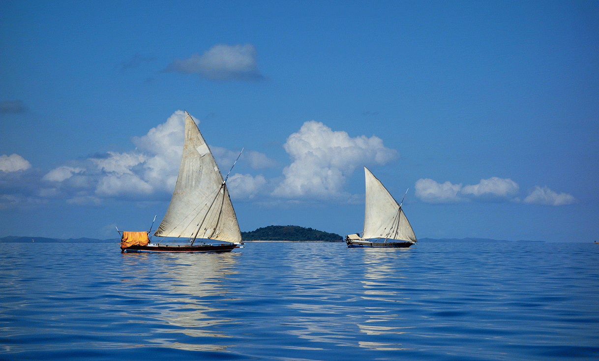 AK-Taylor-Safari-Madagascar-Sail-Boats.gif