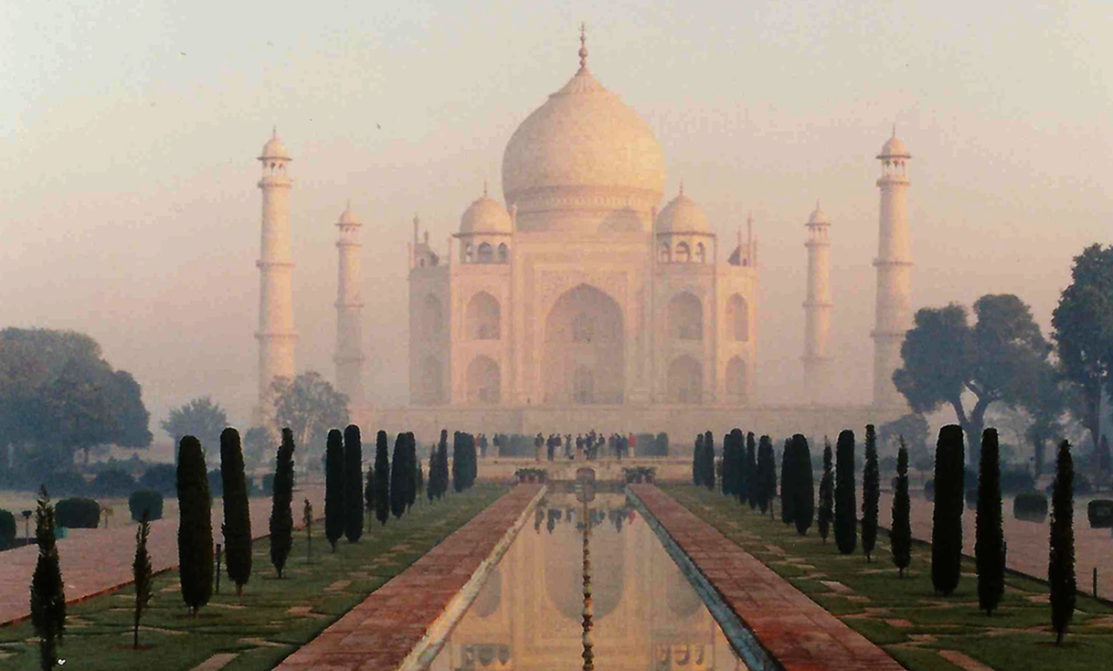 AK-Taylor-Travel-India-Taj-Mahal-2.jpg