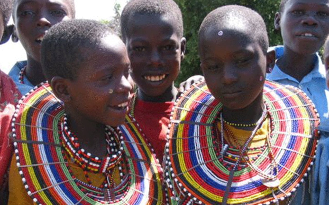 AK-Taylor-Safari-Travel-Kenya-Masaai-Kids-School.gif