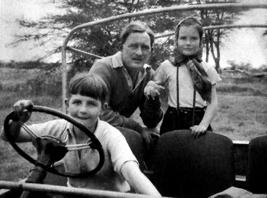  Geoff, John, and Anne on safari 