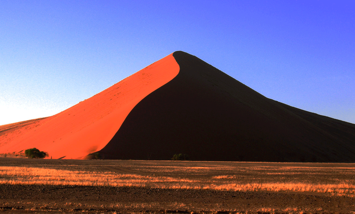 ak-taylor-travel-namibia-dune-desert.gif