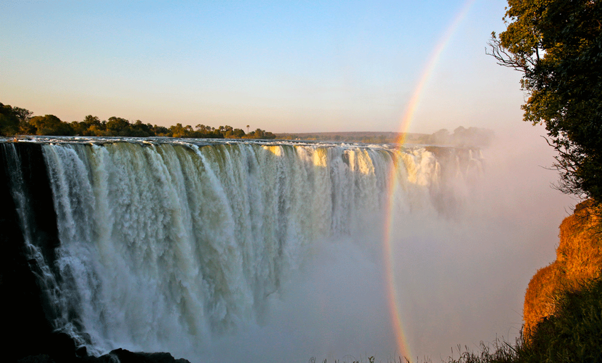 ak-taylor-safari-zimbabwe-victoria-falls-rainbow.gif
