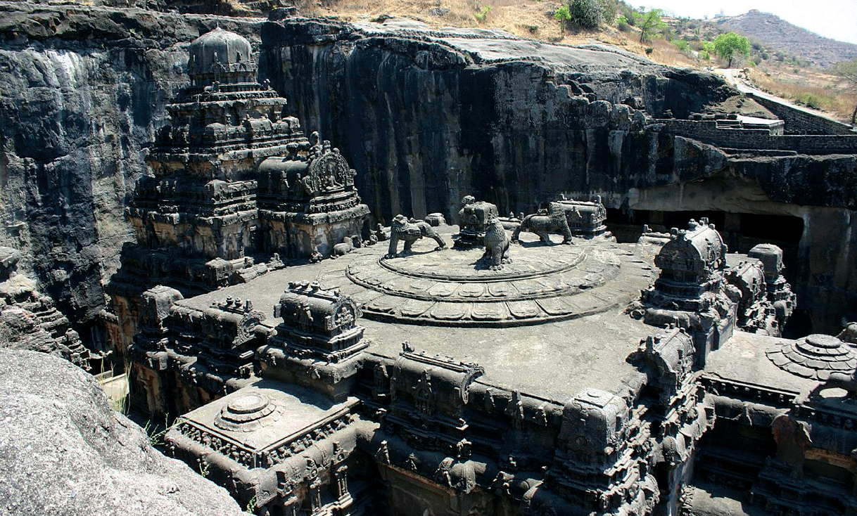 ak-taylor-india-ellora-caves2.gif