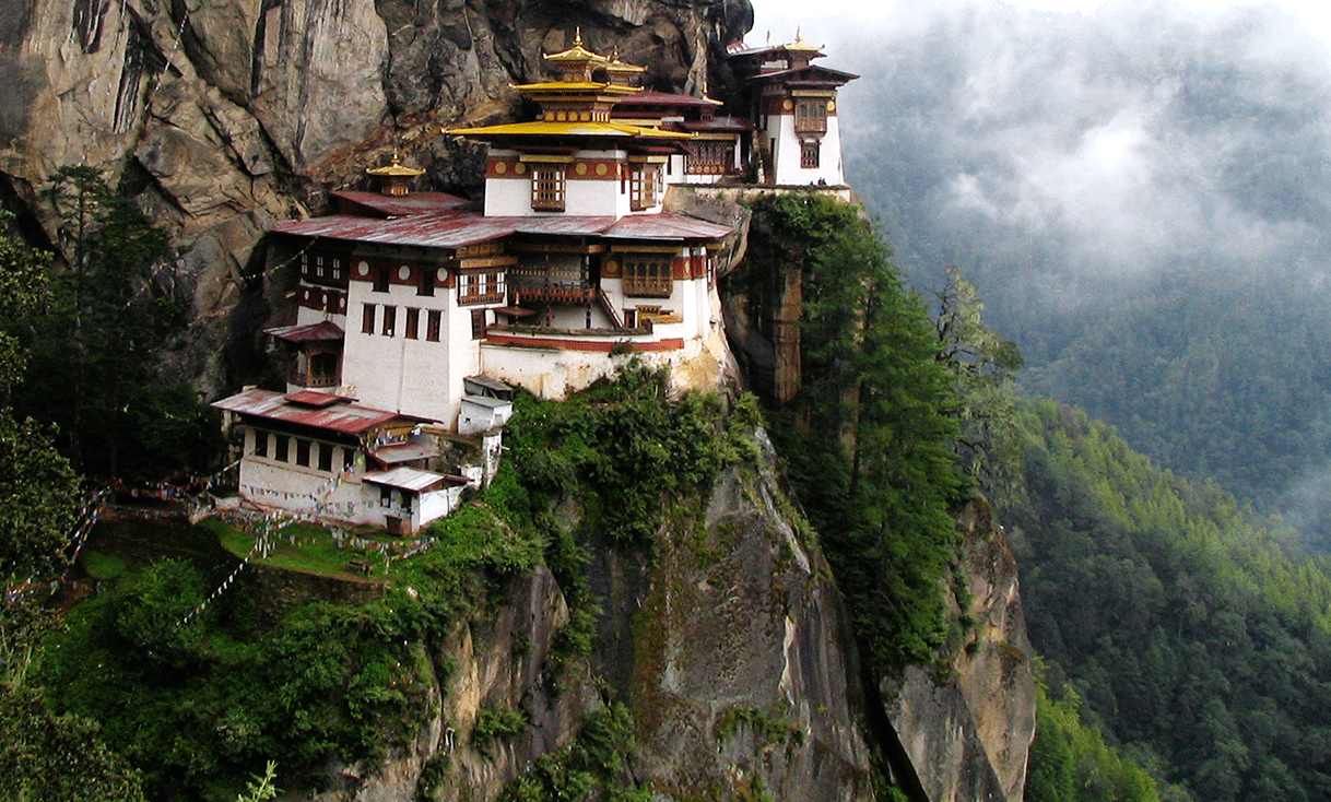 ak-taylor-travel-bhutan-Taktshang_tigersnest.gif