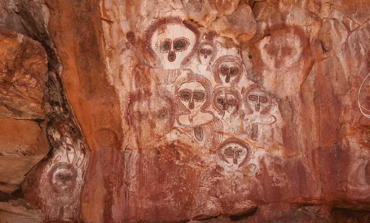 ak_taylor_australia_Aboriginal_rock_art_Barnett_River.gif