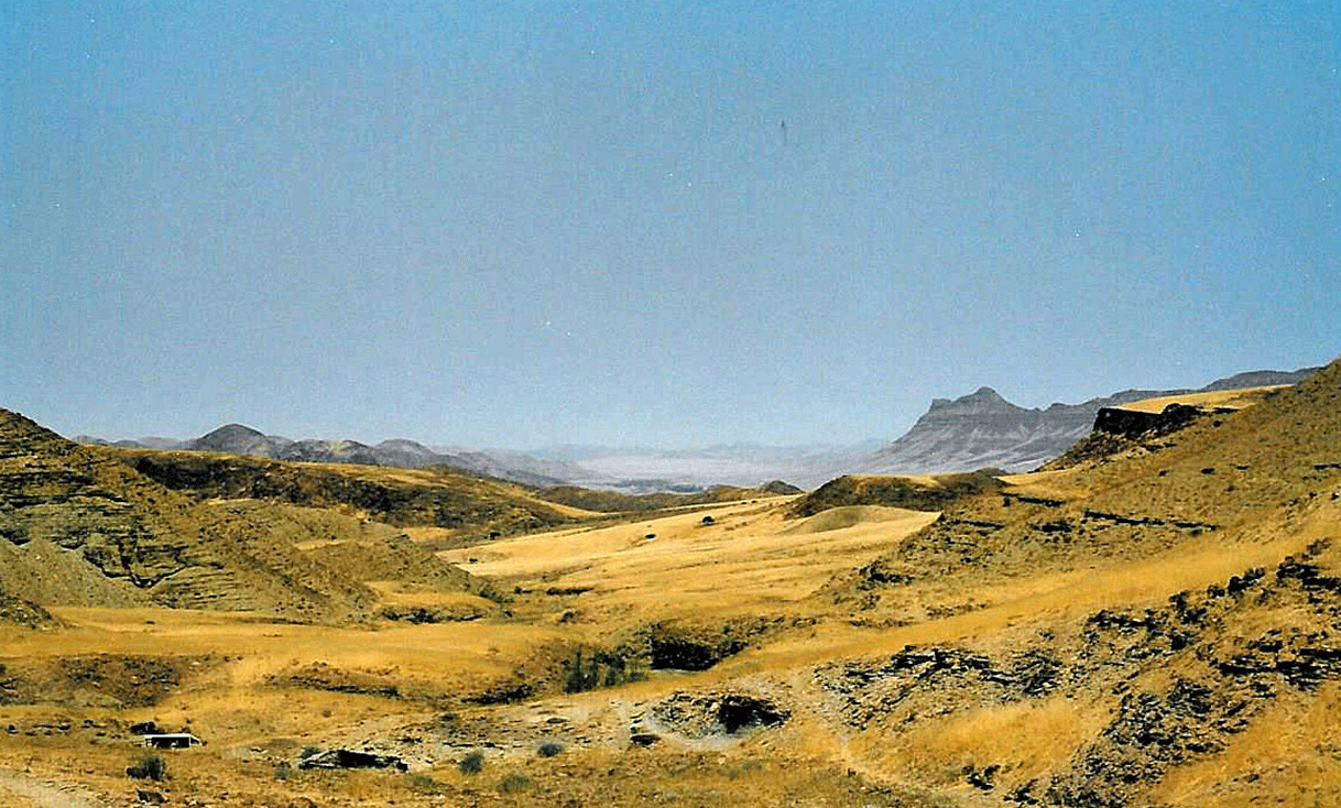 AK-Taylor-Safari-Namibia-Skeleton-Coast0Landscape.gif