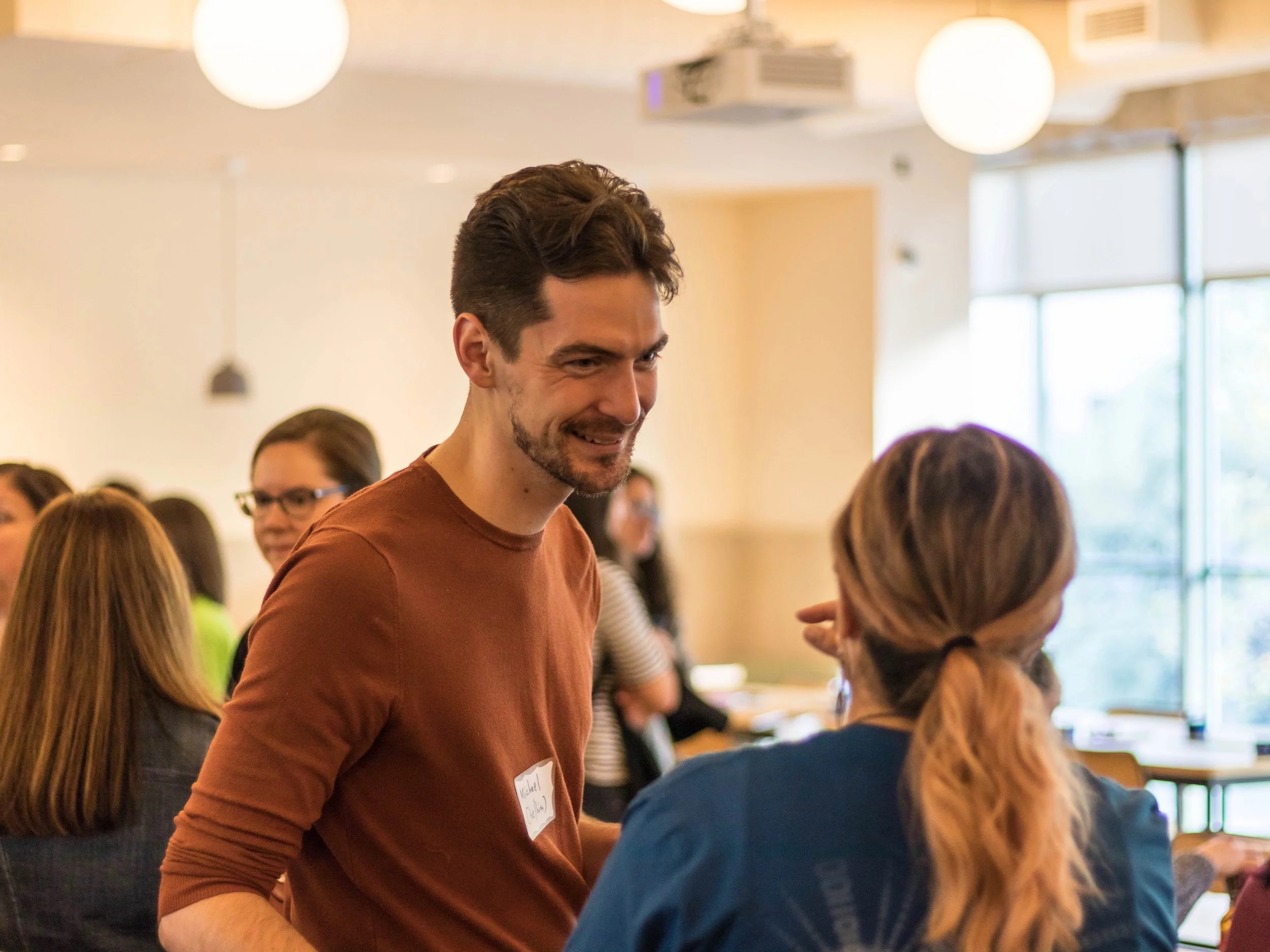 PDXWIT Happy Hour with Schrodinger @ WeWork Pioneer Place, 9/18/18, Attendees mingle.