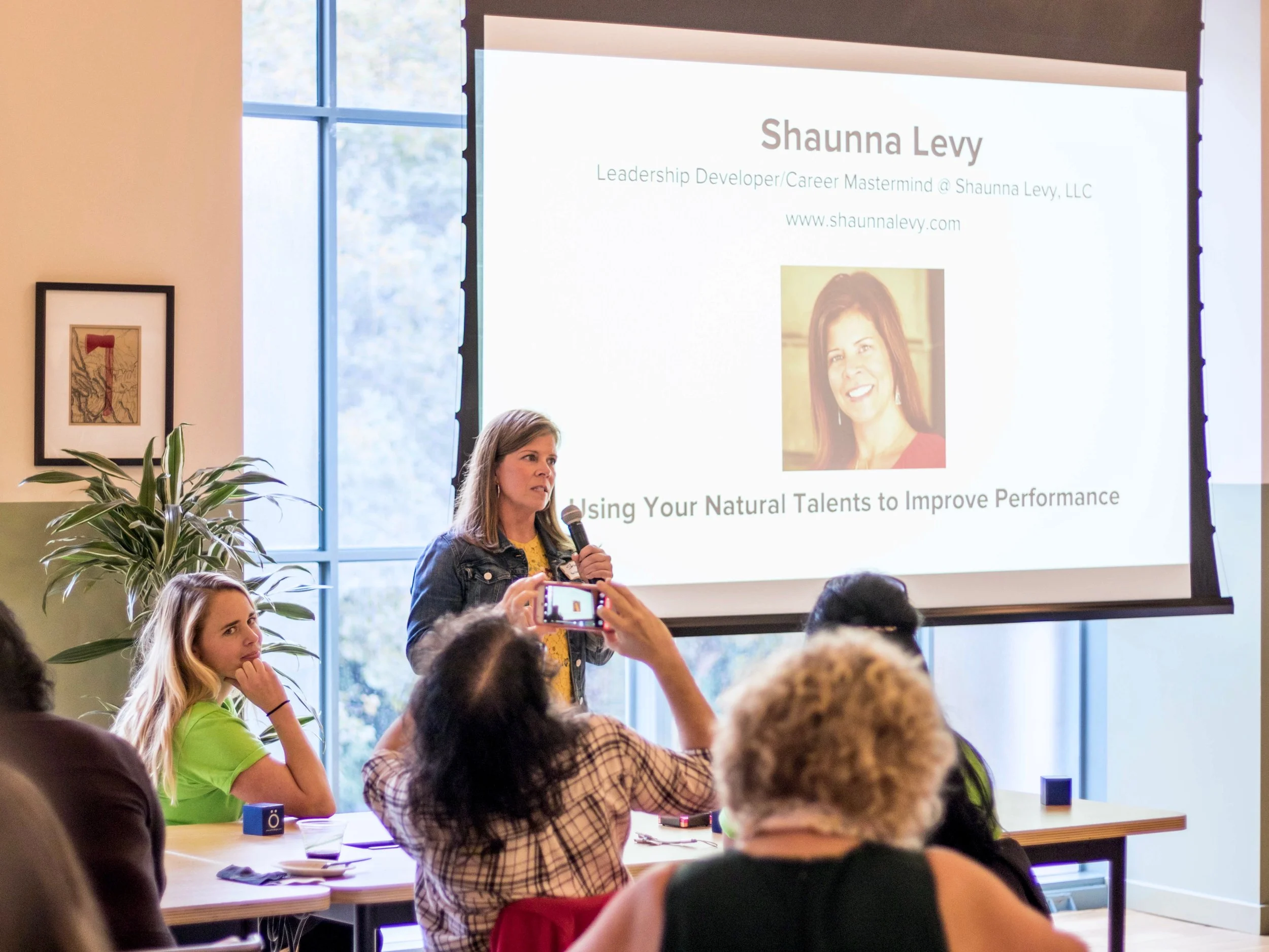 PDXWIT Happy Hour with Schrodinger @ WeWork Pioneer Place, 9/18/18, Shauna Levy, of Shauna Levy Strengths + Leadership LLC, presents on how understanding our natural strengths can be applied.