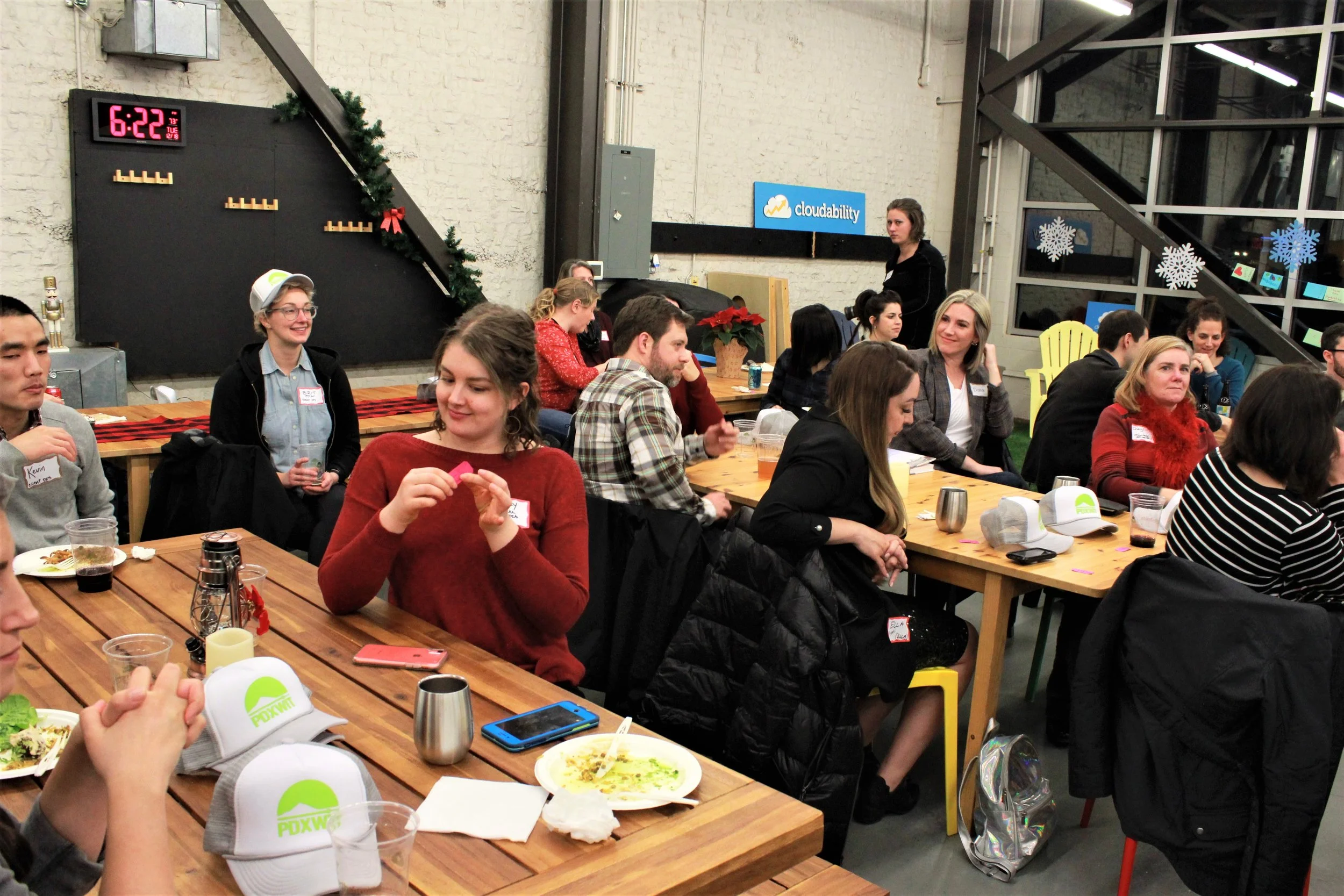 PDXWIT Volunteer Party @ Cloudability, 12/18/18, Attendees mingle