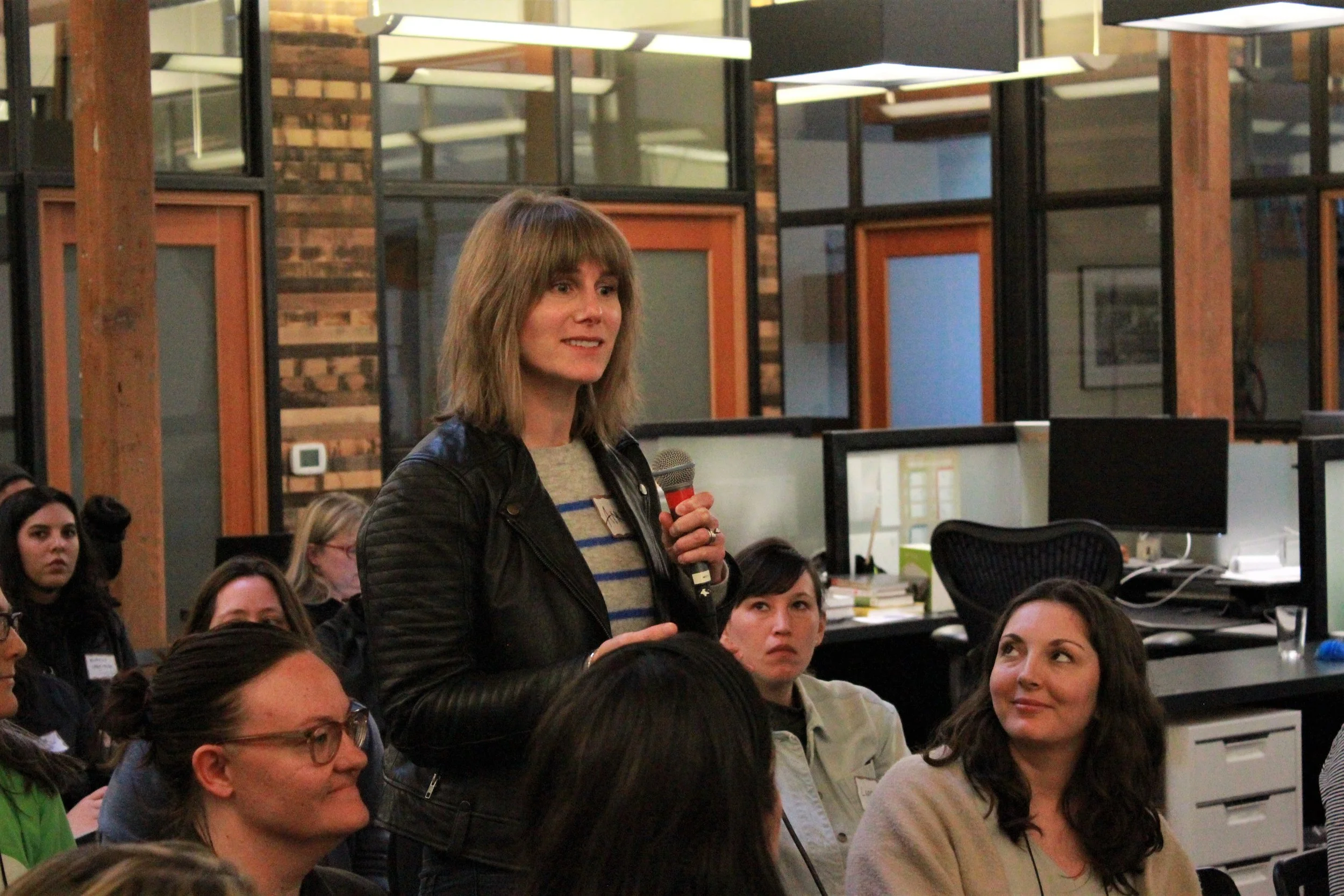 PDXWIT Creative Women in Tech @ R2C, 3/27/19, An attendees asks a question during Q&A