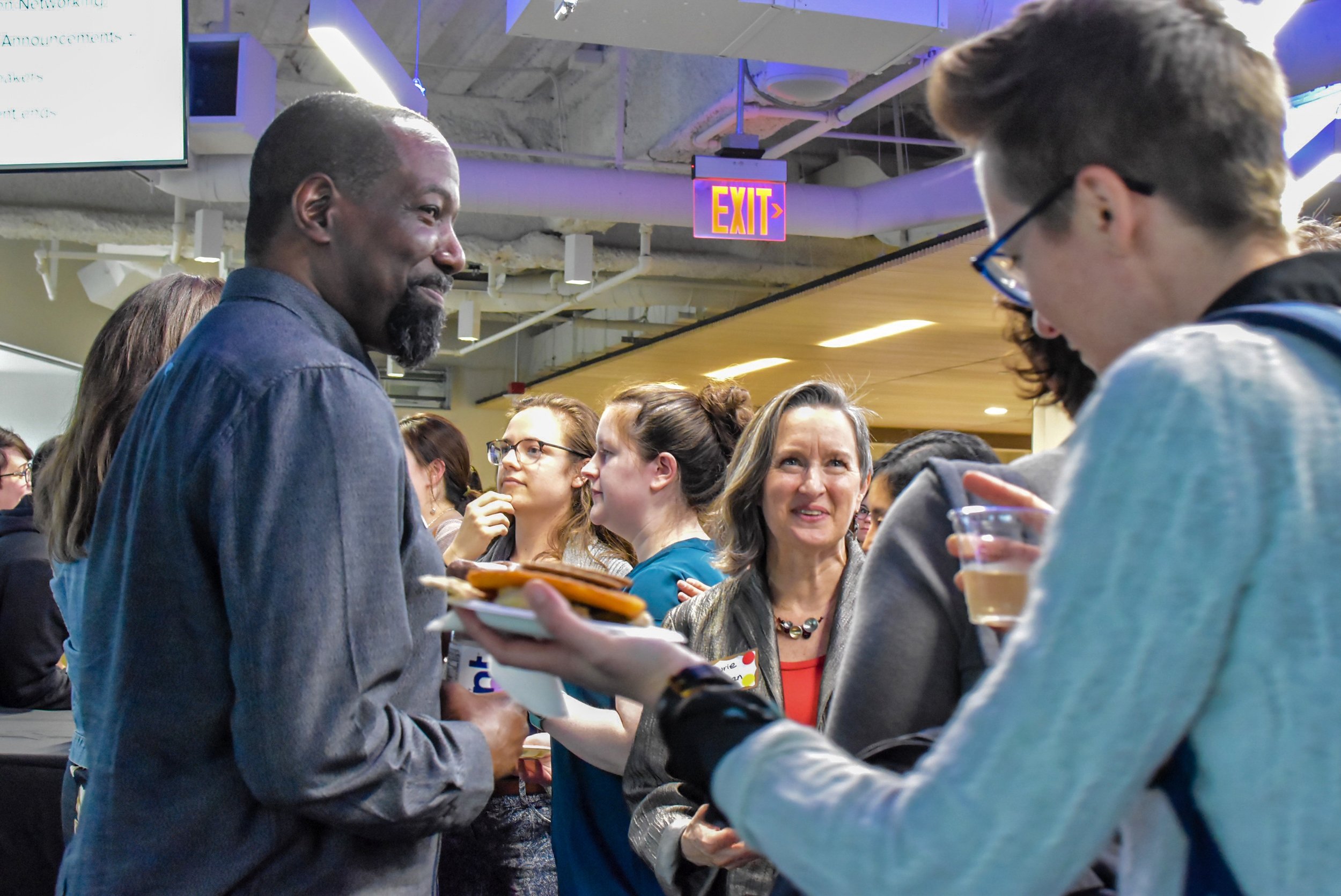 PDXWIT April Happy Hour @ New Relic, 4/16/19, Attendees mingle