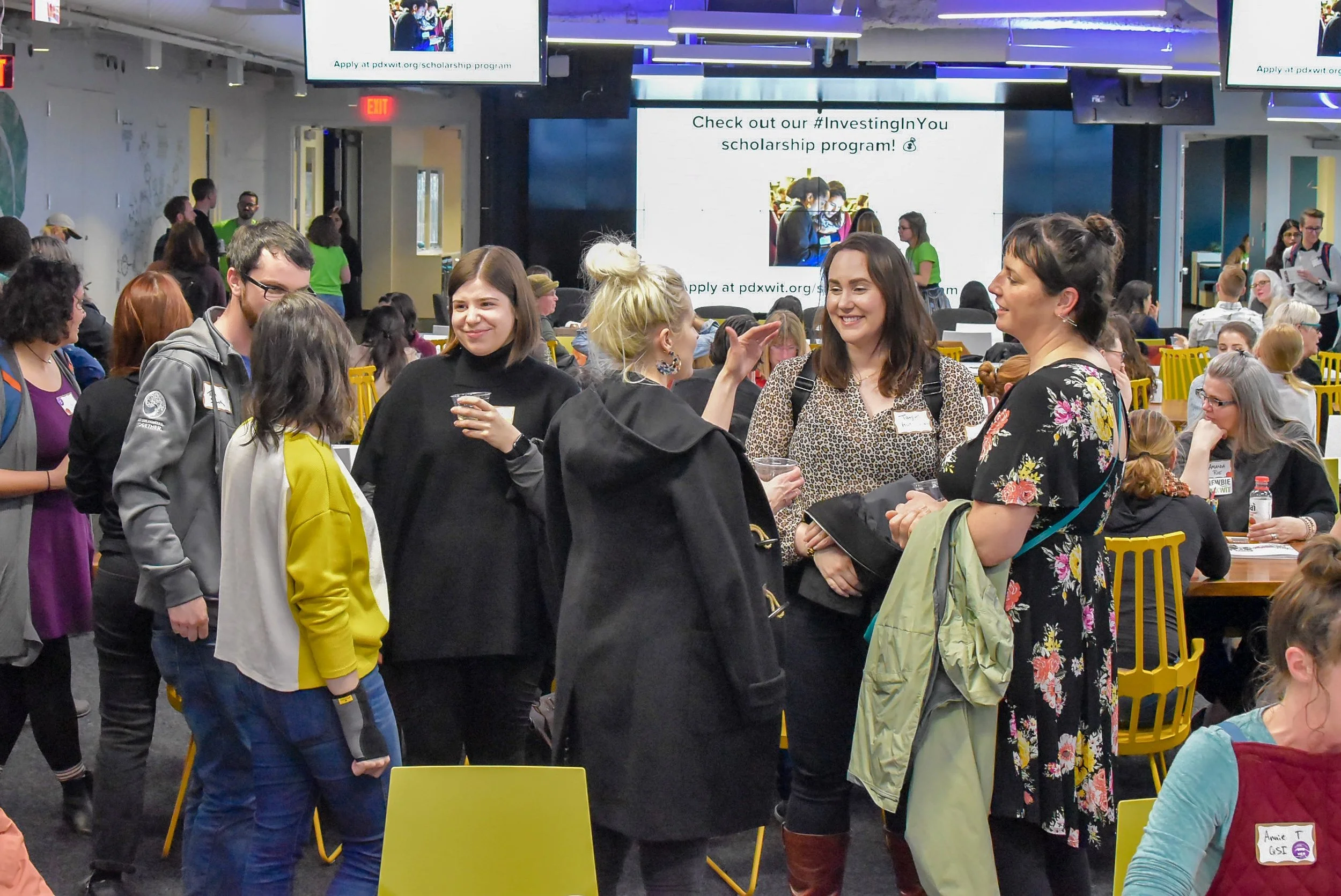 PDXWIT April Happy Hour @ New Relic, 4/16/19, Attendees mingle
