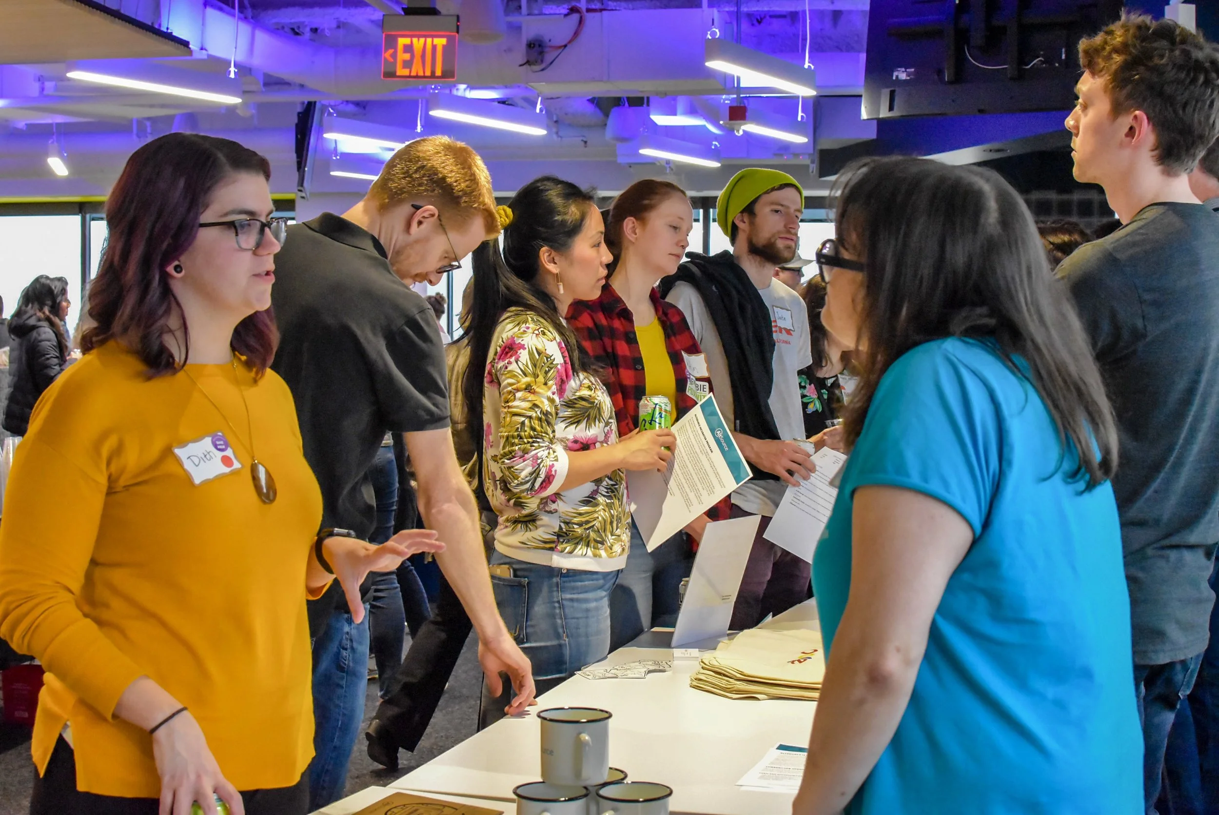 PDXWIT April Happy Hour @ New Relic, 4/16/19, Attendees mingle