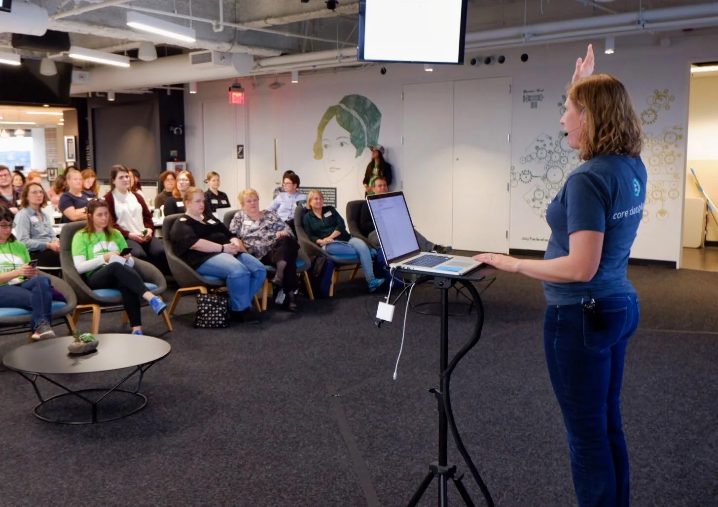 PDXWIT How to Navigate The Tech Field @ New Relic, 4/23/19 - Ashley Puls, a distinguished engineer and architect at New Relic, speaks