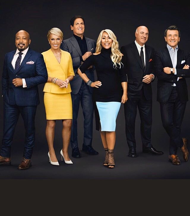 @sharktankabc is back! And on #friday now!!! #mensgrooming by me. Love this show! 🦈 Thank you to @cnewbill1 @yunlngnr @maxswedlow for having me each season! @local_706 #makeupdepartmenthead