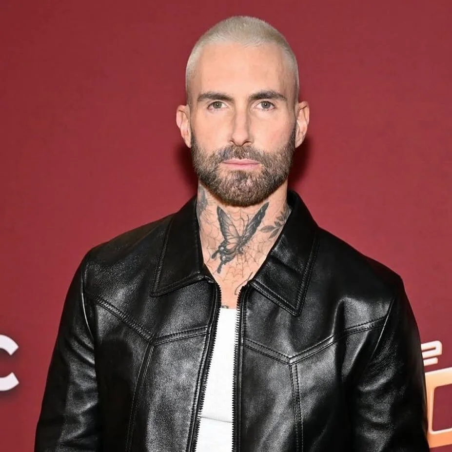 @adamlevine x The Voice Press Wk 1

Complexion @darcygilmore 
Style @madgoldman x @celine 
Barber @shaularbiv 

#mensfashion #mensgrooming #mensskincare #maroon5 #adamlevine 
#men #menswear #mensstyle
