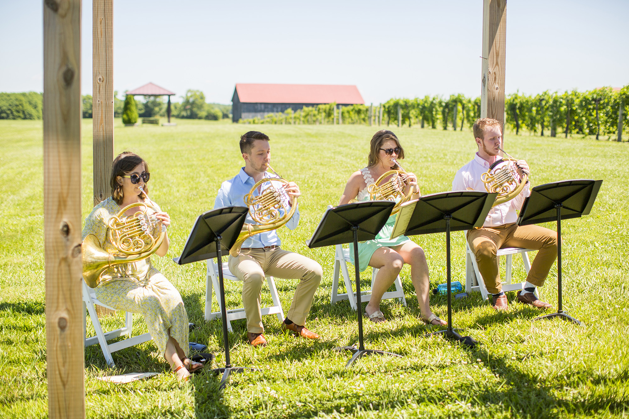 Seriously_Sabrina_Photography_Lexington_Kentucky_Talon_Winery_Wedding_Kjellsen55.jpg
